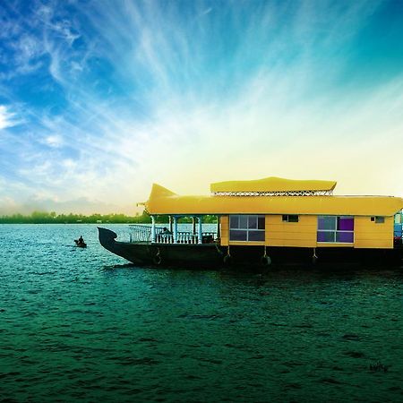 Sreekrishna Houseboat C/O Sreekrishna Ayurveda Panchakarma Centre Hotel Alappuzha Szoba fotó