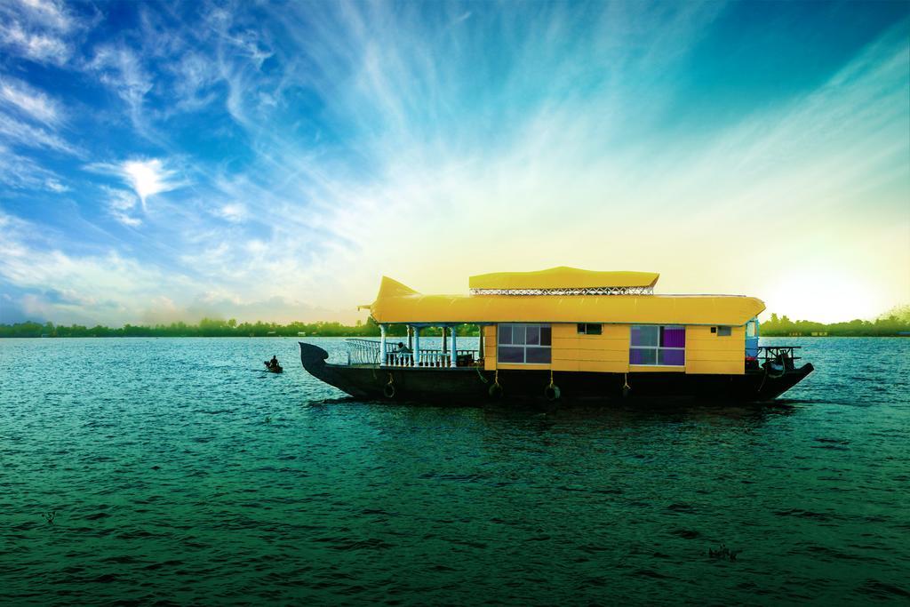 Sreekrishna Houseboat C/O Sreekrishna Ayurveda Panchakarma Centre Hotel Alappuzha Szoba fotó