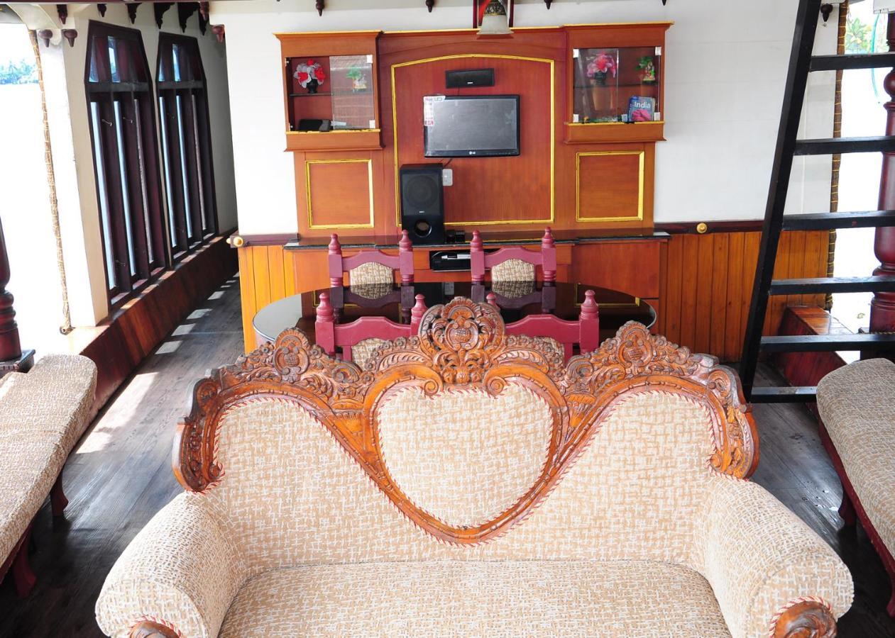 Sreekrishna Houseboat C/O Sreekrishna Ayurveda Panchakarma Centre Hotel Alappuzha Kültér fotó